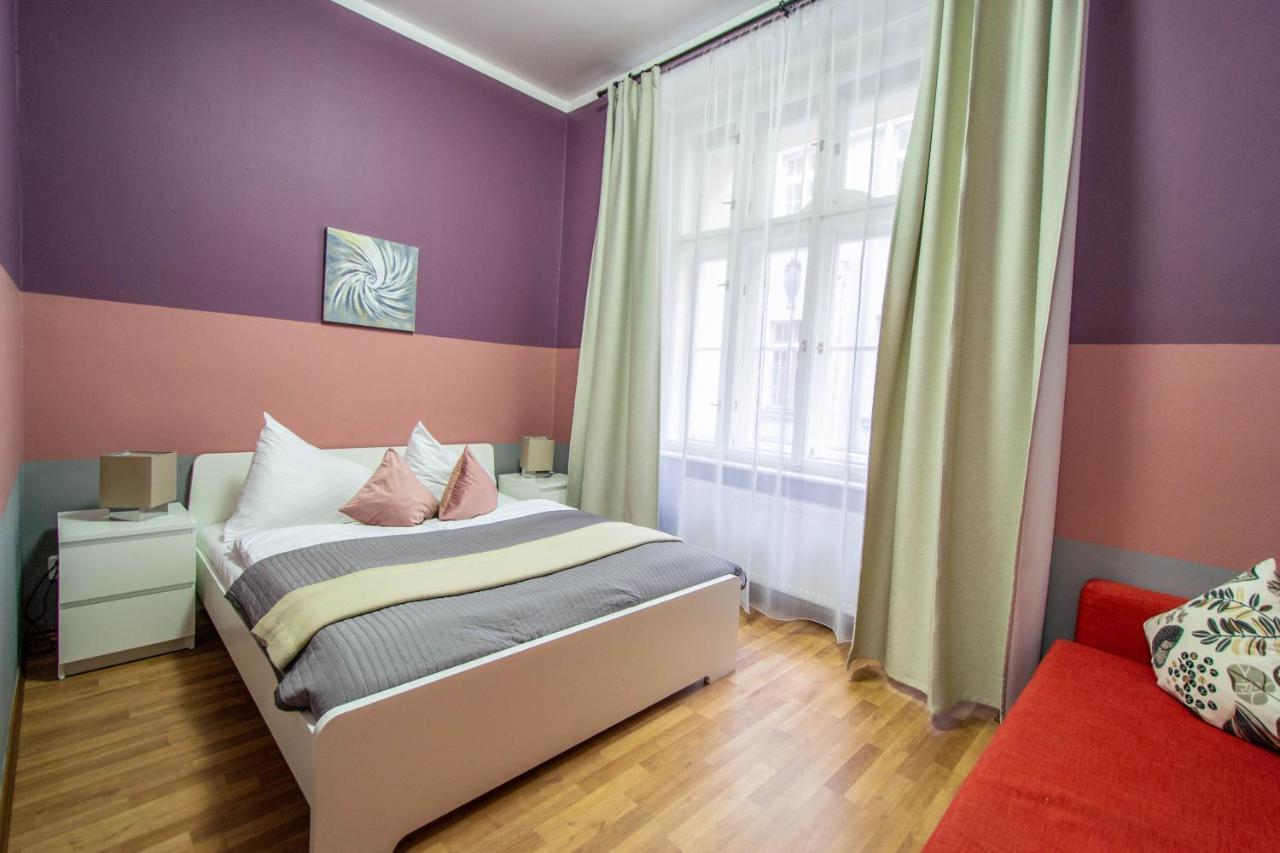 براغ Ruzova Apartment By Ruterra المظهر الخارجي الصورة