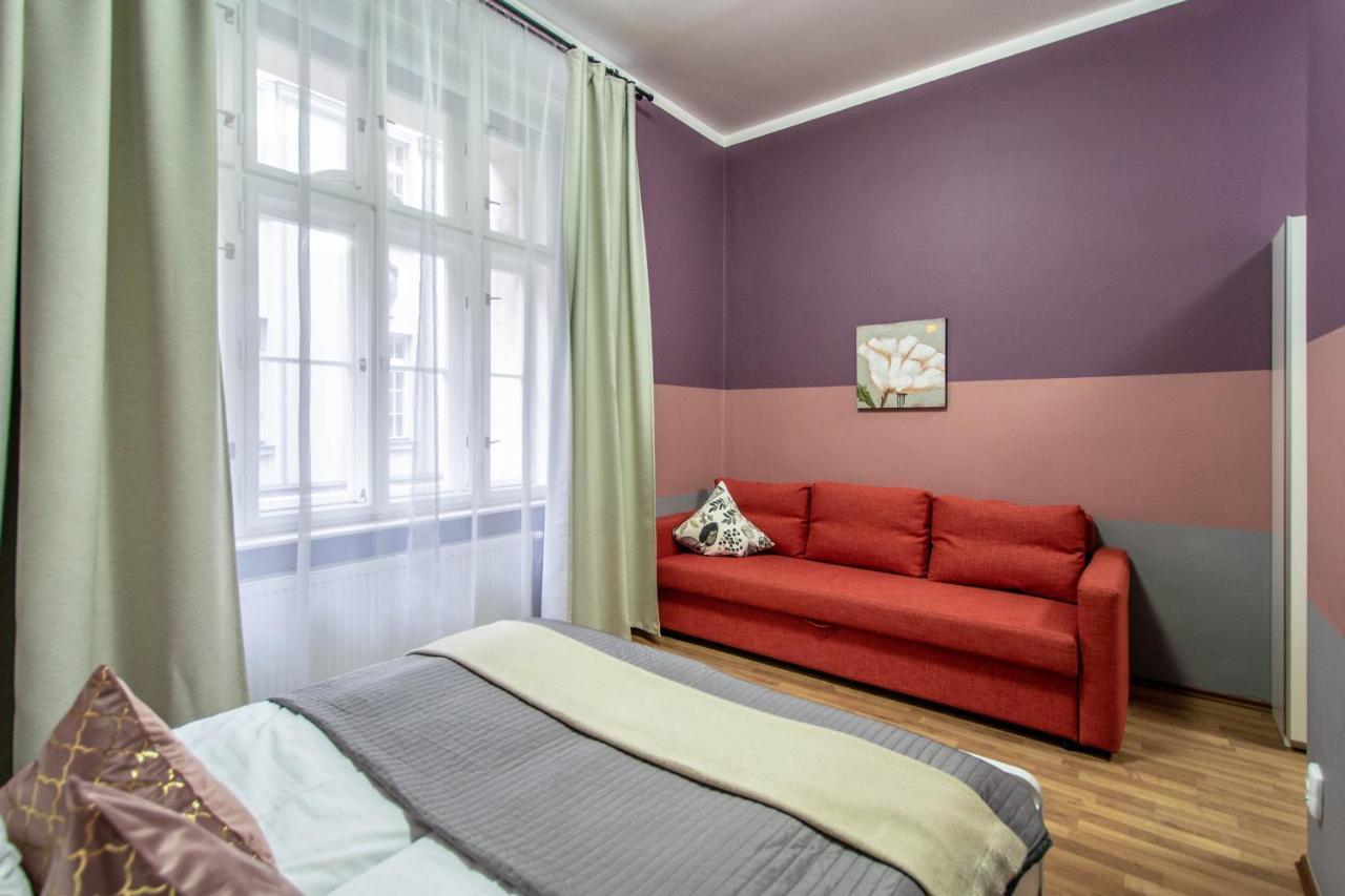 براغ Ruzova Apartment By Ruterra المظهر الخارجي الصورة